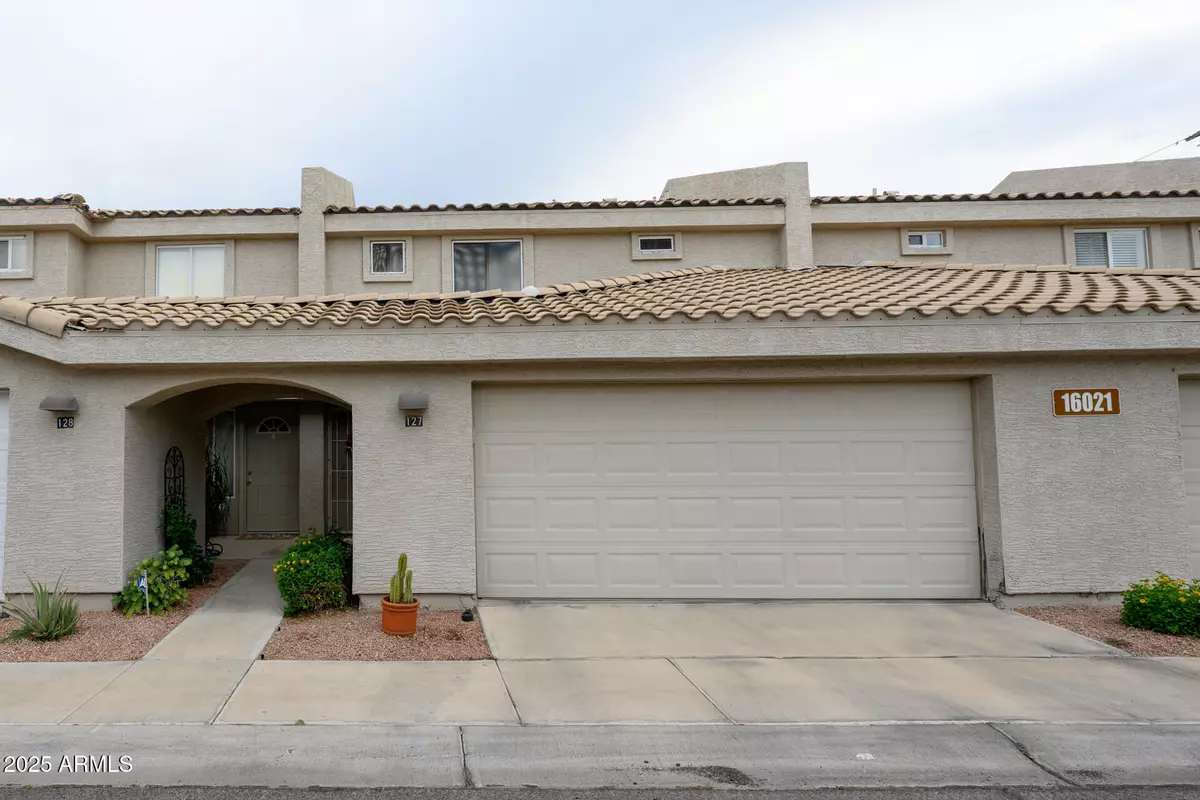 Phoenix, AZ 85032,16021 N 30TH Street #127