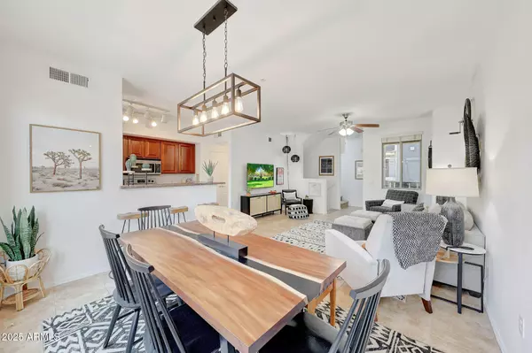 Tempe, AZ 85288,2402 E 5TH Street #1520