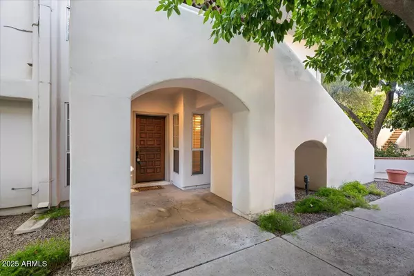 Tempe, AZ 85283,5200 S LAKESHORE Drive #120