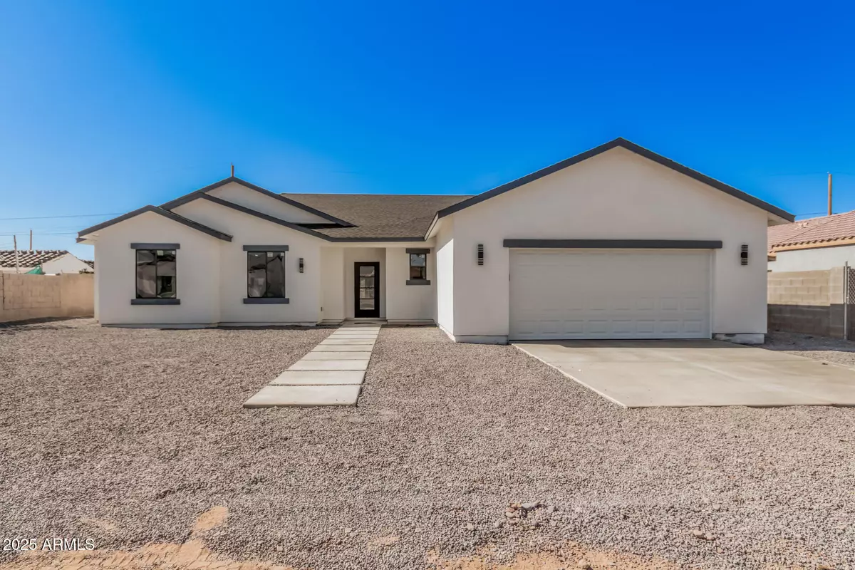 San Tan Valley, AZ 85140,5499 E RED BIRD Lane
