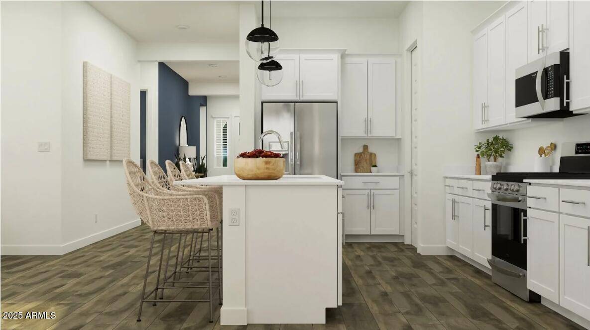 San Tan Valley, AZ 85143,32452 N CHERRY Street