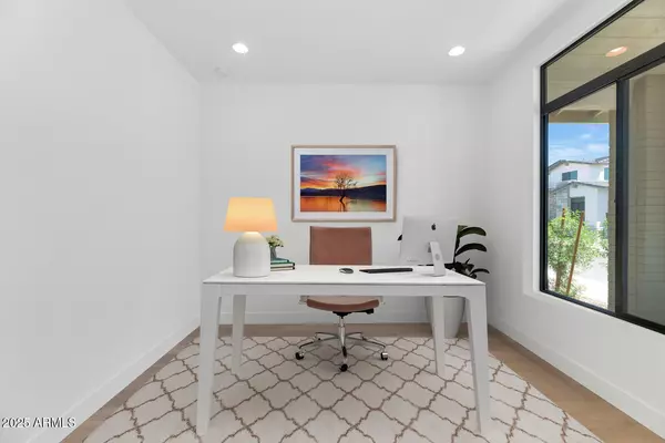 Phoenix, AZ 85013,6722 N 9TH Drive