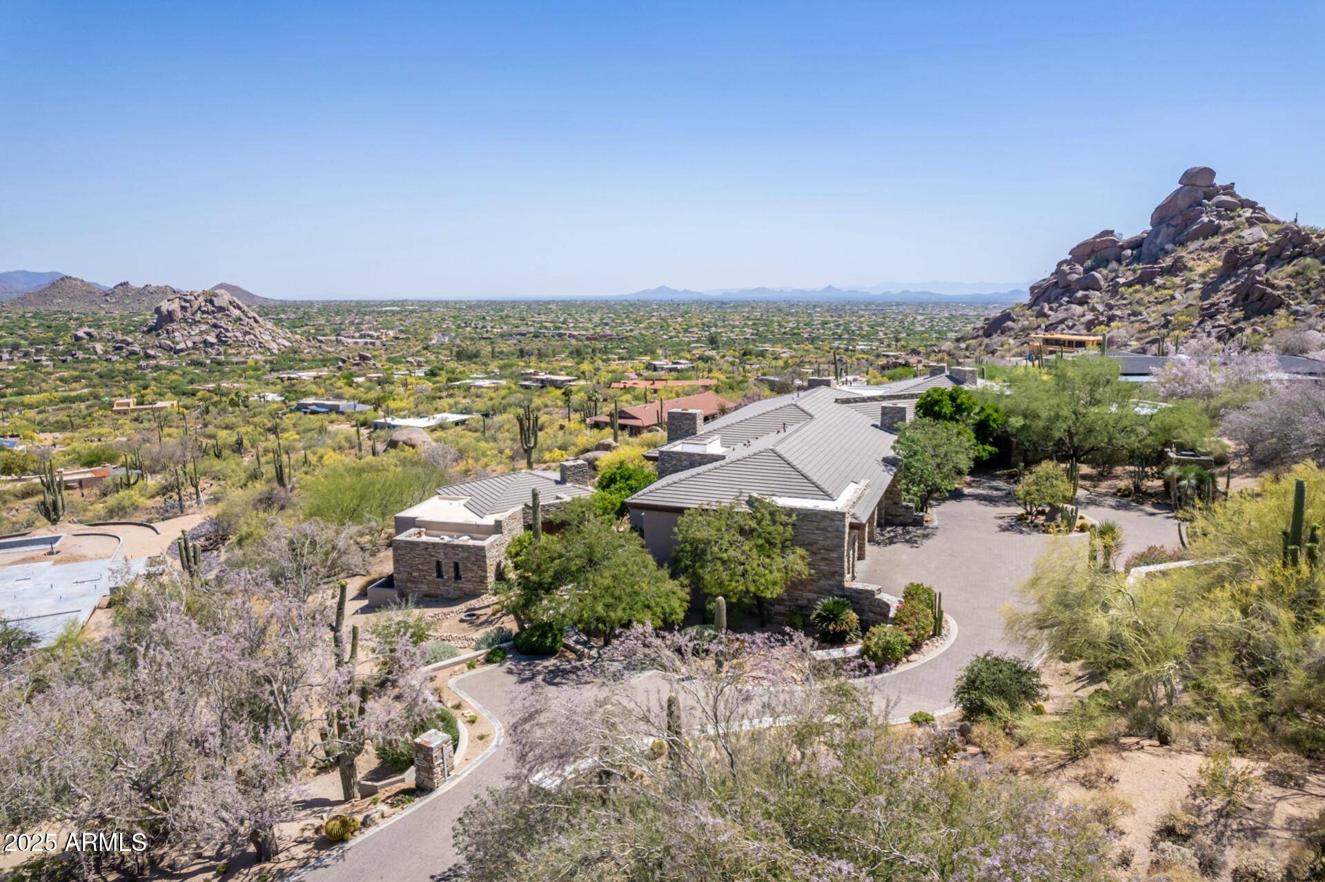 Carefree, AZ 85377,6901 E RESTIN Road