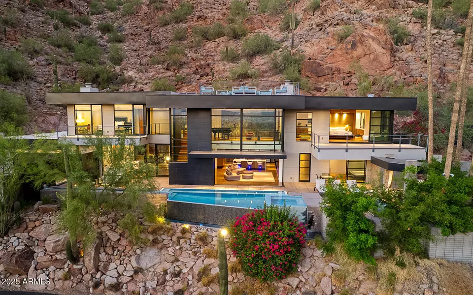 5212 E RED ROCK Drive, Phoenix, AZ 85018