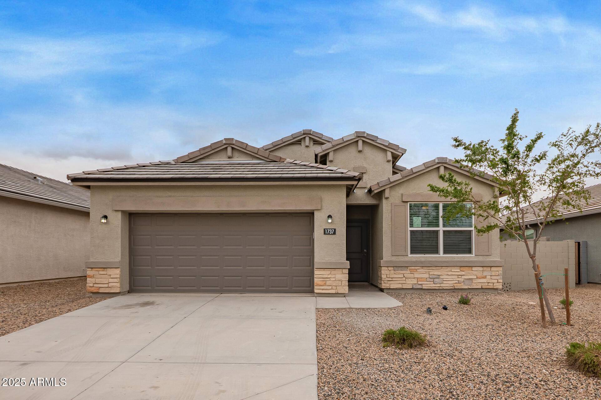 1737 W PINKLEY Avenue, Coolidge, AZ 85128