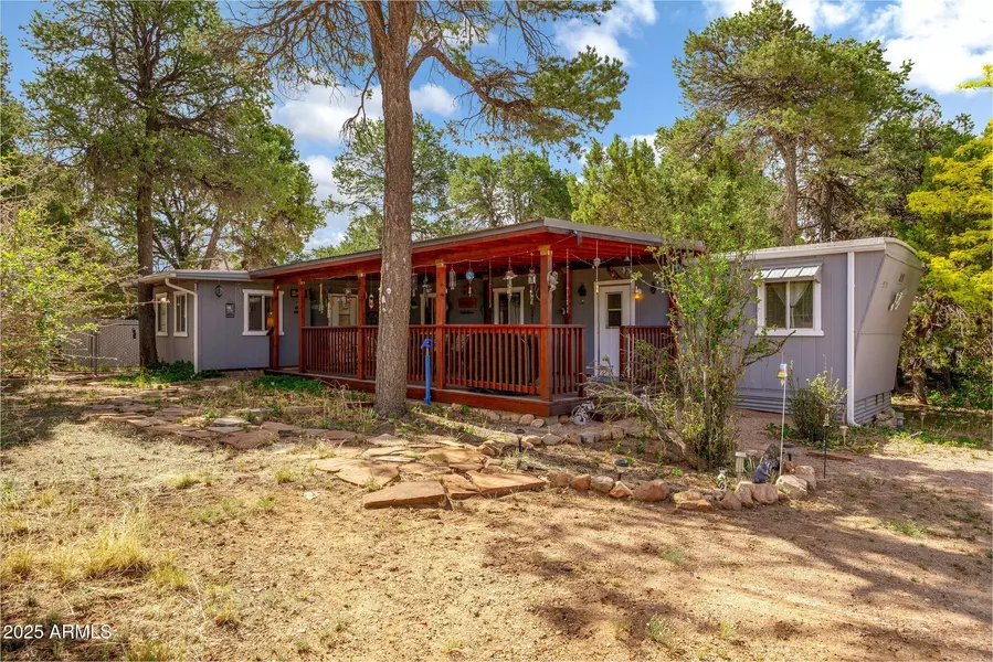 3575 QUAIL RUN Road, Overgaard, AZ 85933