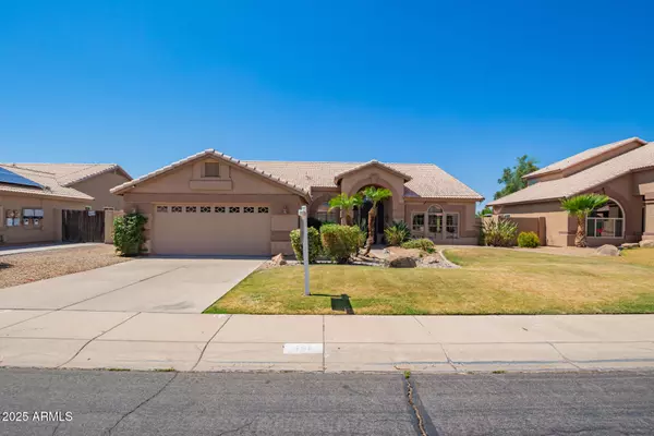 251 E ARABIAN Drive, Gilbert, AZ 85296