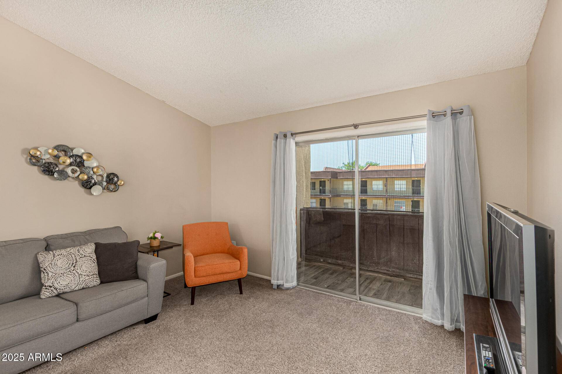 Mesa, AZ 85210,461 W HOLMES Avenue #360