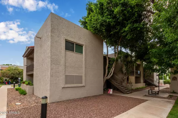 Mesa, AZ 85203,520 N STAPLEY Drive #256