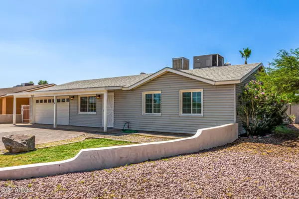Phoenix, AZ 85035,7047 W ALMERIA Road