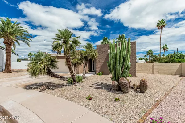 Scottsdale, AZ 85250,5526 N 77TH Way