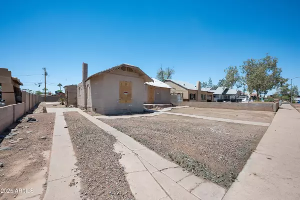 Phoenix, AZ 85007,330 N 18TH Avenue #FRNT