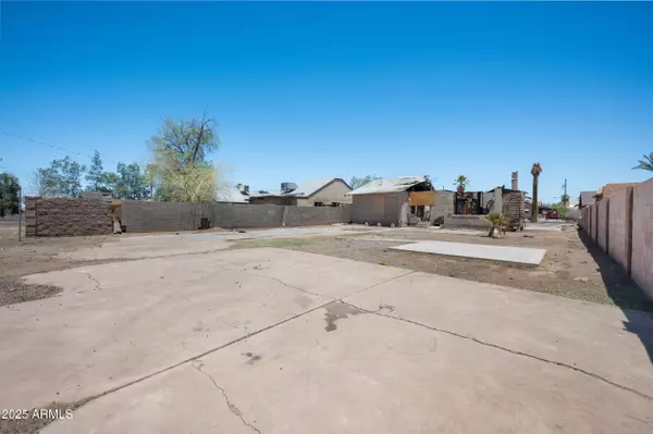 Phoenix, AZ 85007,330 N 18TH Avenue #FRNT