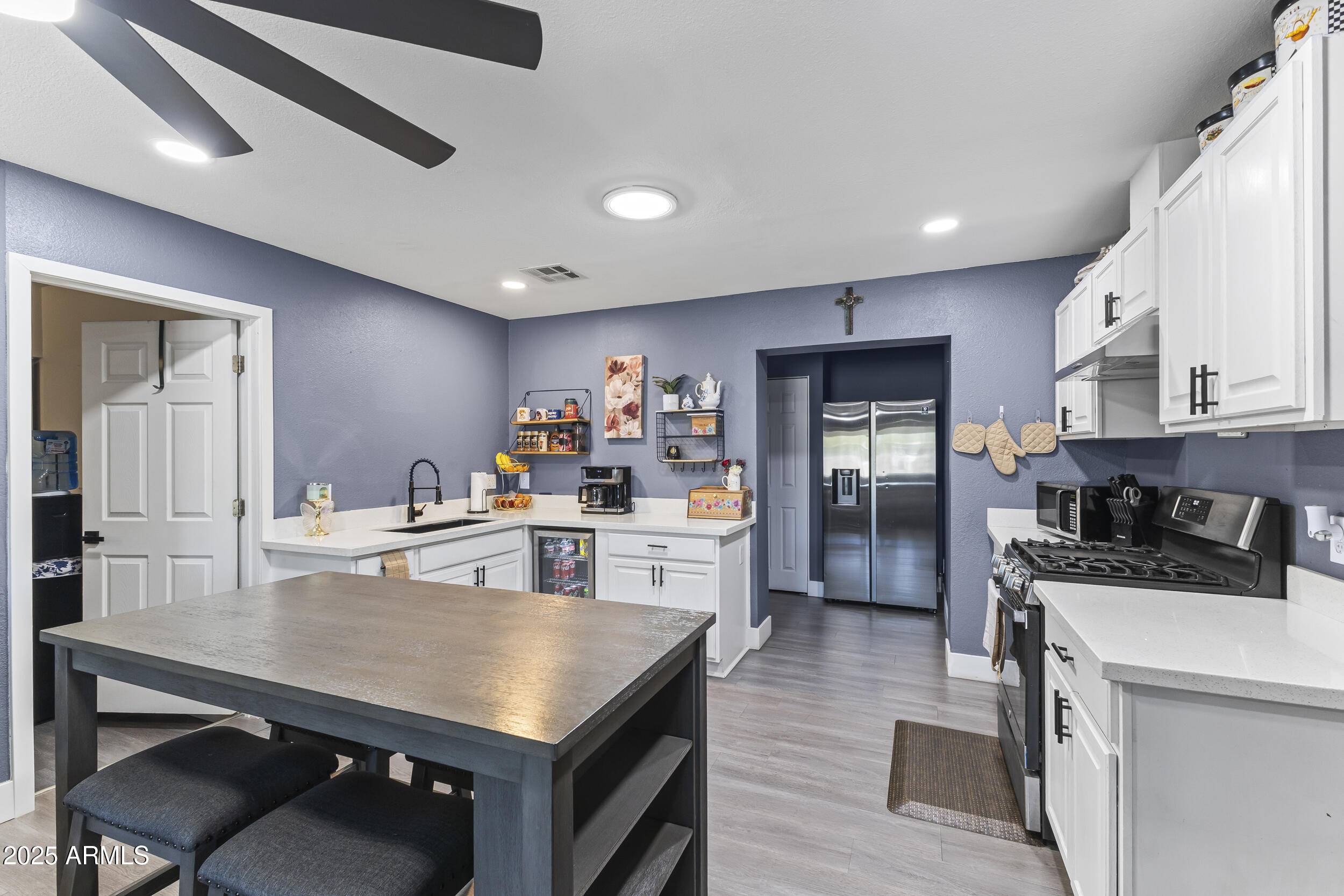 Phoenix, AZ 85029,3307 W WILLOW Avenue