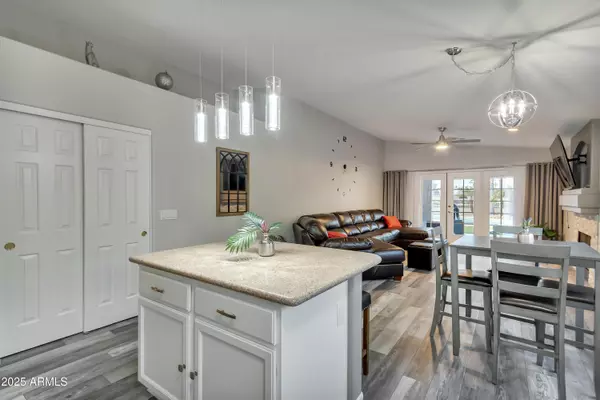 Mesa, AZ 85209,7140 E JUANITA Avenue