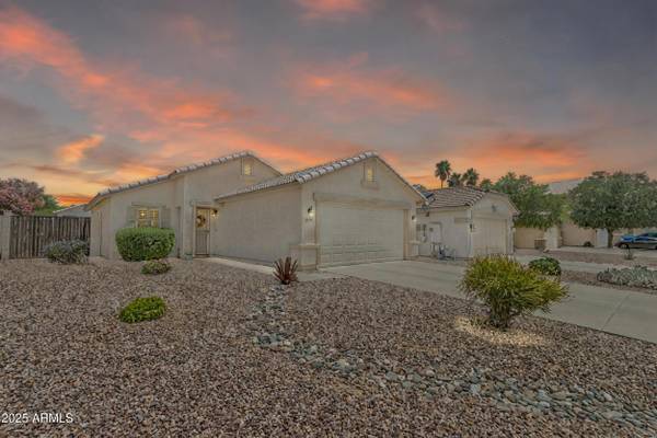 15470 W MAUNA LOA Lane, Surprise, AZ 85379