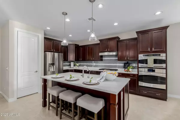 Queen Creek, AZ 85140,794 W LEATHERWOOD Avenue