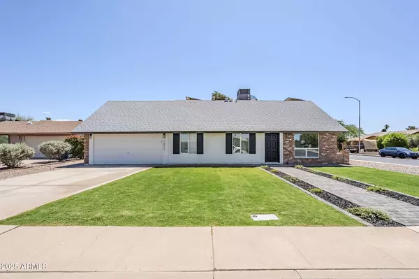 1021 S ALMAR Circle, Mesa, AZ 85204