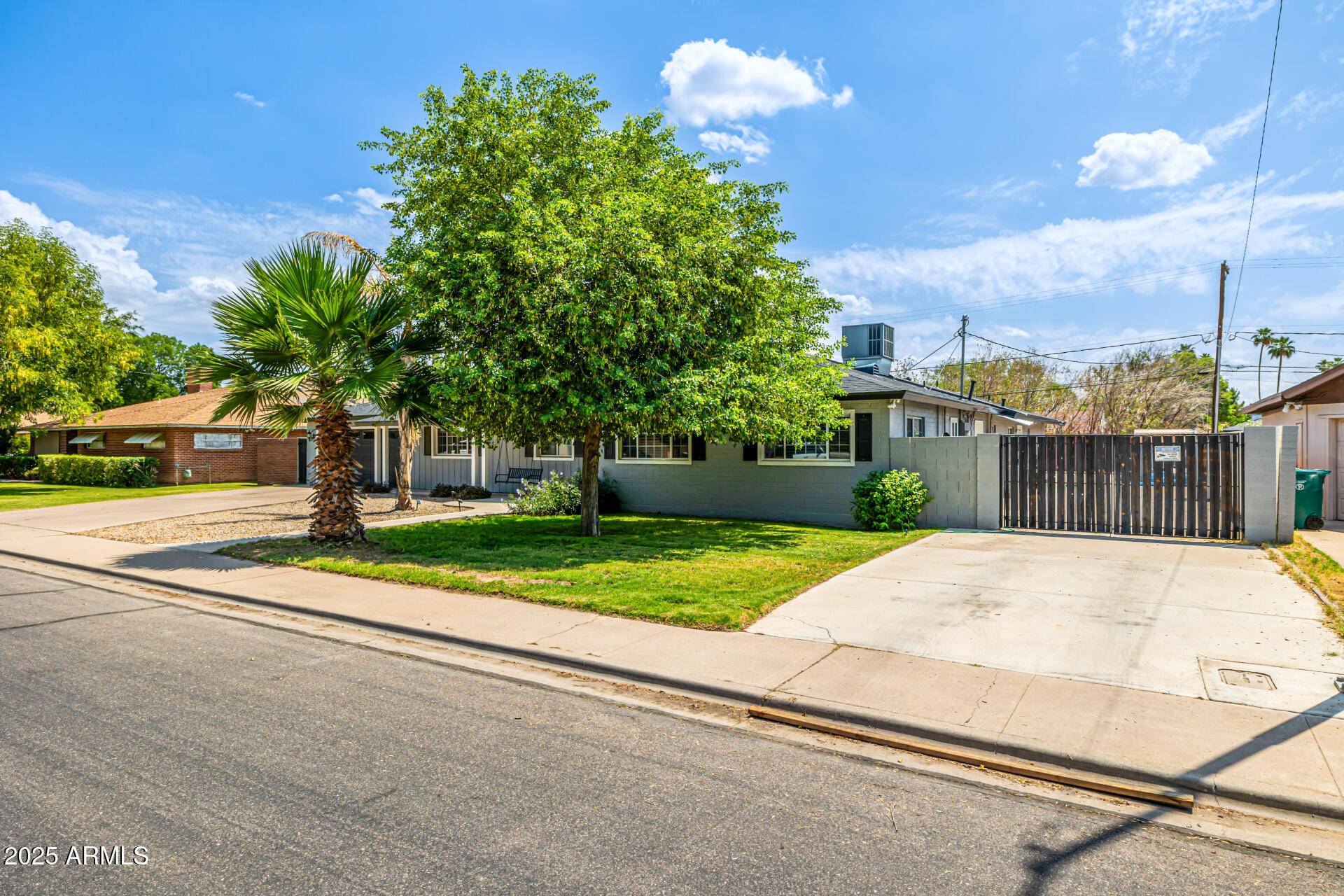 Mesa, AZ 85203,253 N FRASER Drive