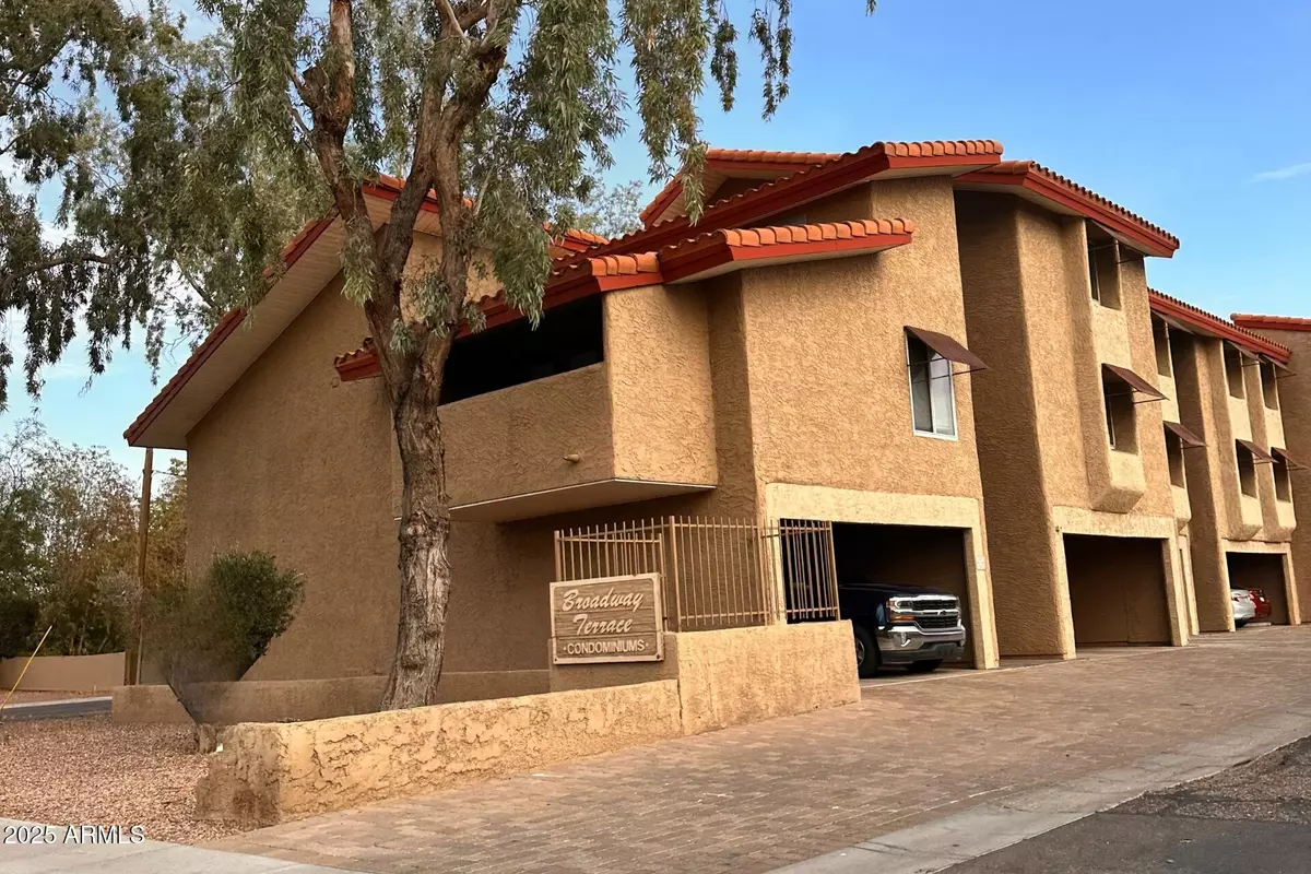 Tempe, AZ 85282,151 E BROADWAY Road #103