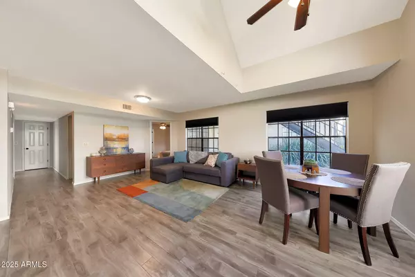 Tempe, AZ 85282,2333 E SOUTHERN Avenue #1049