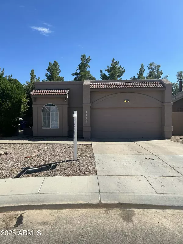 1117 W MANOR Street, Chandler, AZ 85224