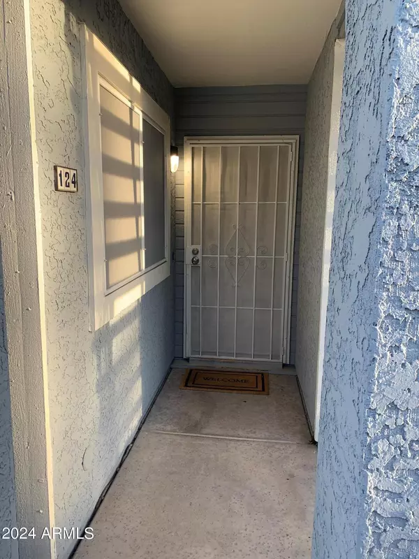Phoenix, AZ 85053,2910 W Marconi Avenue #124