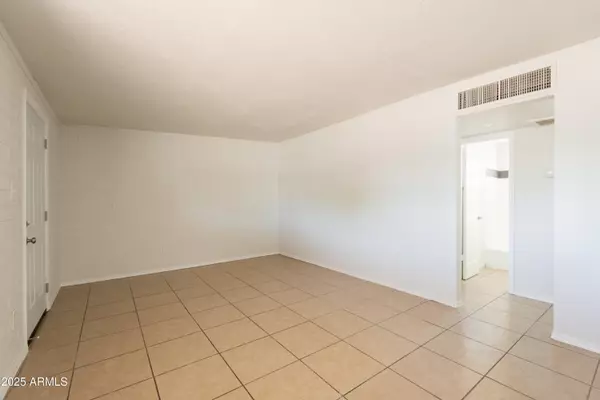 Phoenix, AZ 85009,3914 W PALM Lane