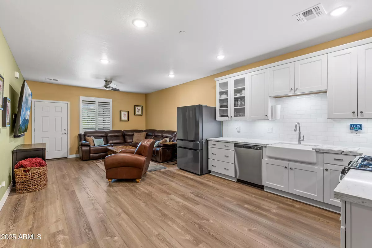 Flagstaff, AZ 86001,207 S Beaver Street #503
