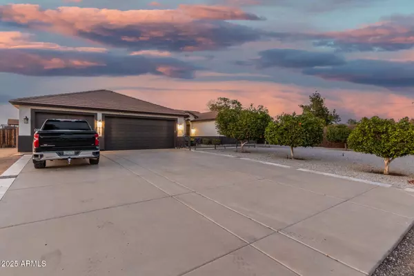 Litchfield Park, AZ 85340,16040 W ORANGEWOOD Avenue