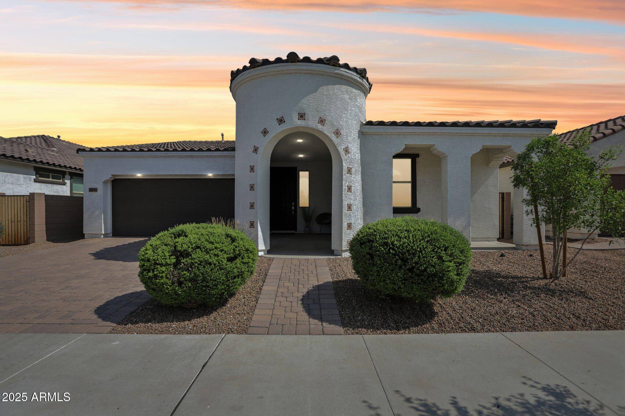 Queen Creek, AZ 85142,22964 E VIA DEL SOL --