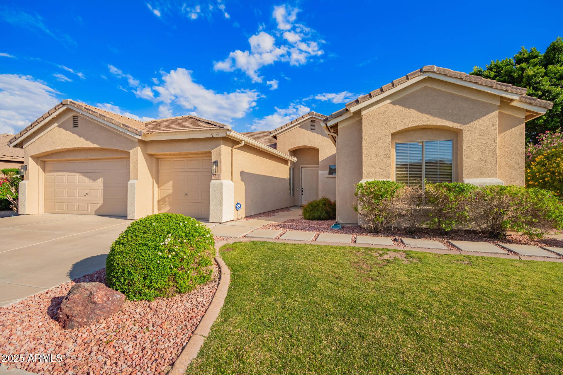 Phoenix, AZ 85083,4215 W HACKAMORE Drive