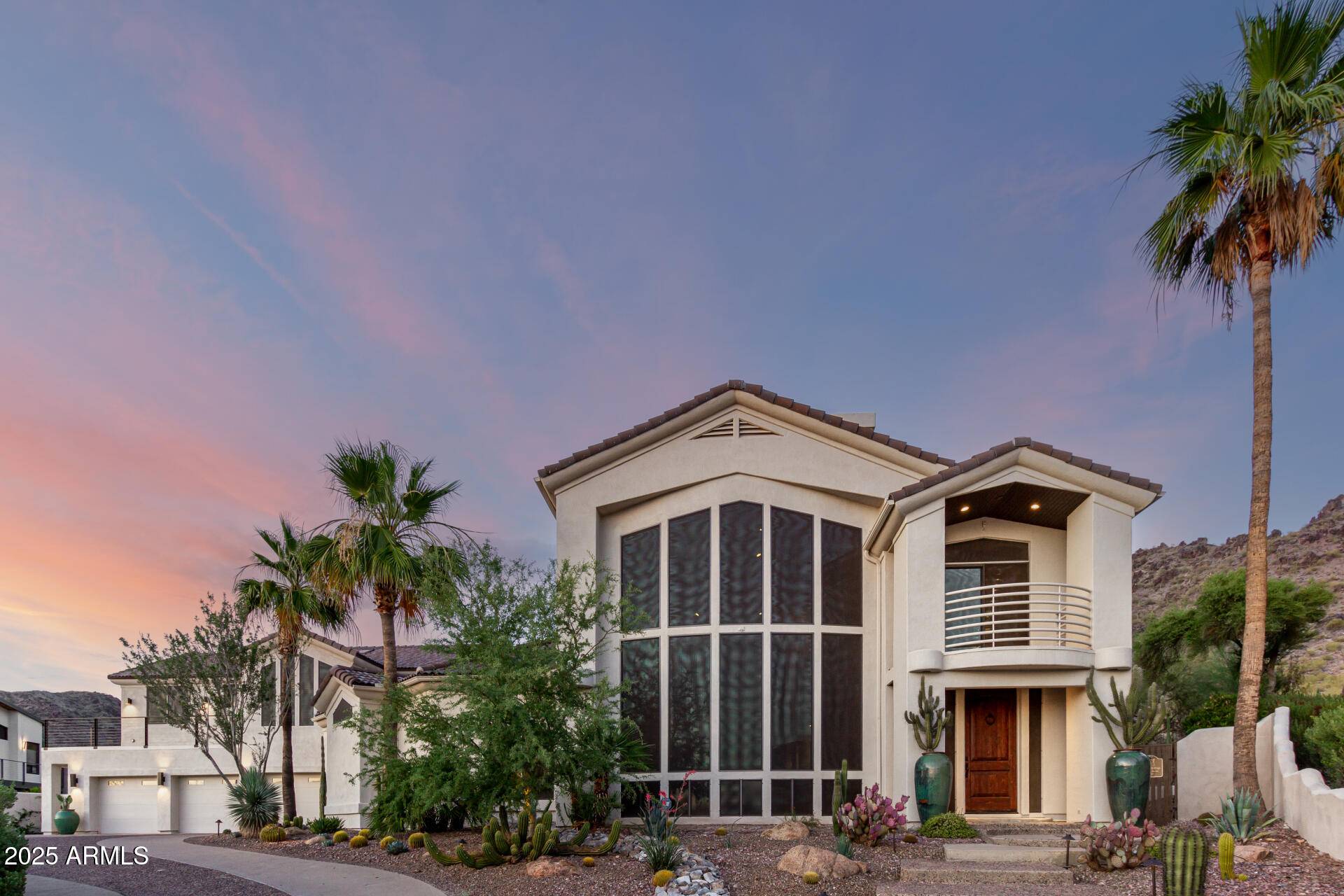 2326 E GARDENIA Drive, Phoenix, AZ 85020