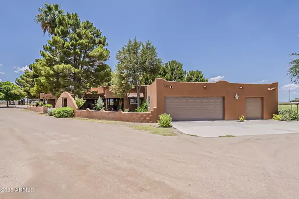 Eloy, AZ 85131,7496 S LINDA LOU Road
