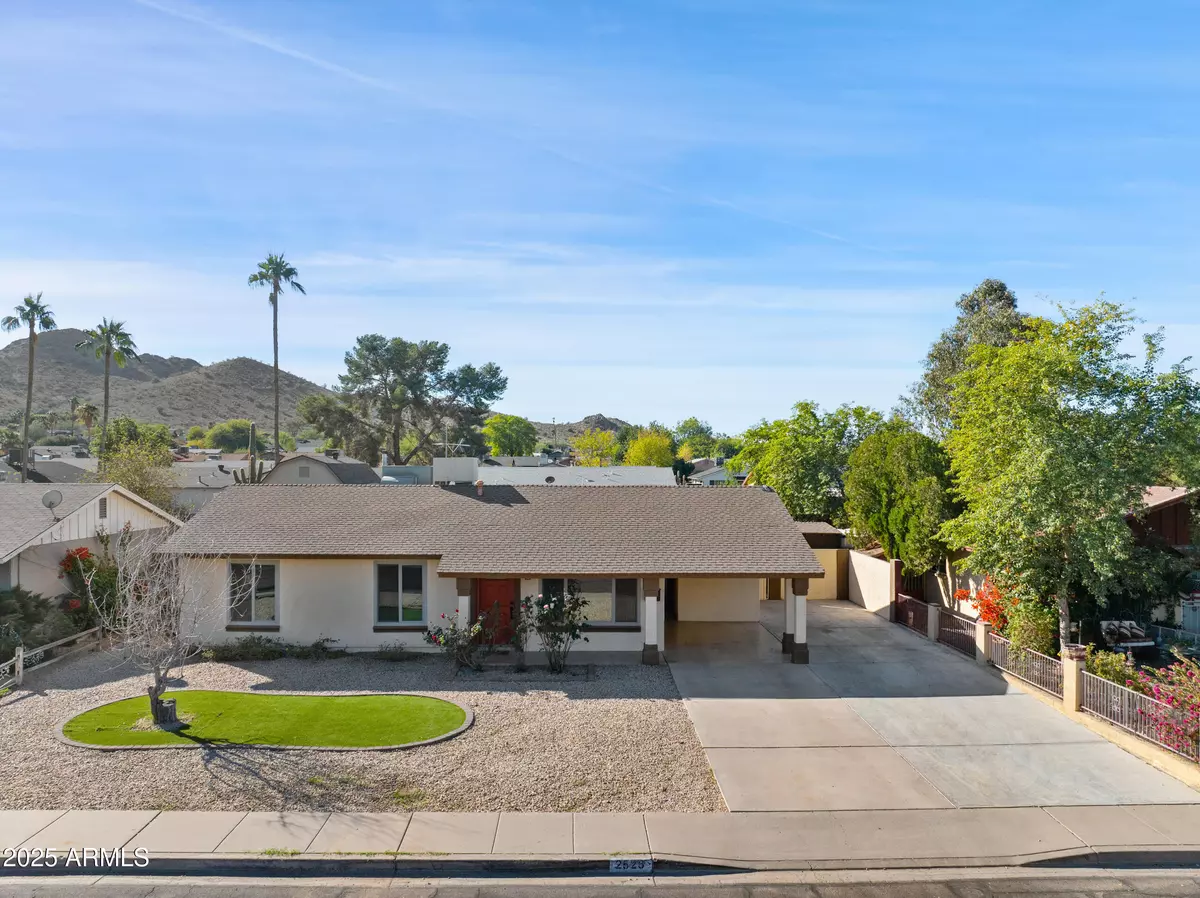 Phoenix, AZ 85032,2525 E NISBET Road