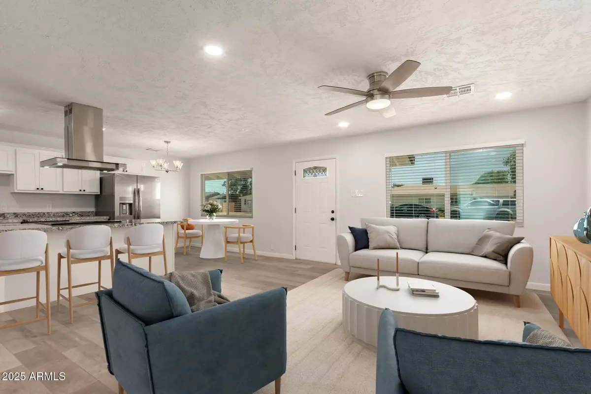 Mesa, AZ 85201,1028 W 5TH Street