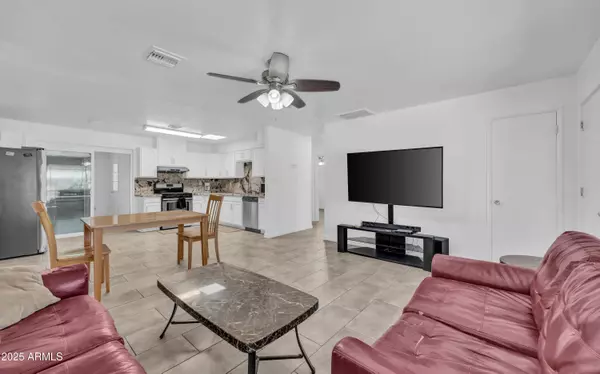 Sun City, AZ 85351,11025 W CHERRY HILLS Drive W
