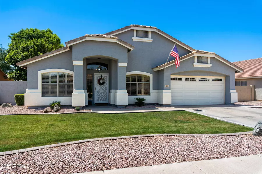 2111 E RAWHIDE Street, Gilbert, AZ 85296