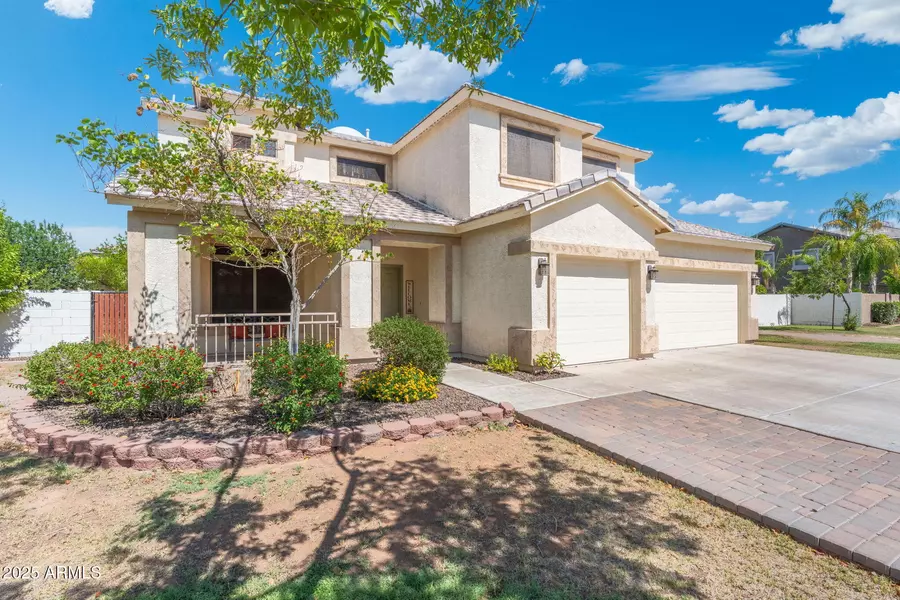 1015 S 132ND Street, Gilbert, AZ 85233