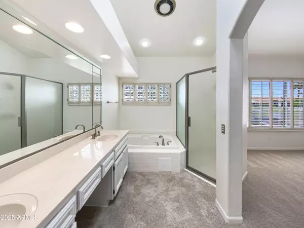 Sun Lakes, AZ 85248,25440 S FLAME TREE Drive