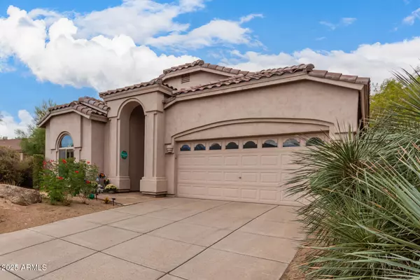 Mesa, AZ 85207,3055 N RED Mountain #77