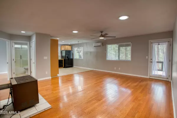 Show Low, AZ 85901,281 S 31ST Drive