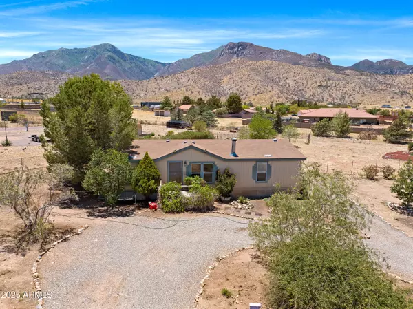 4800 E FRANKLIN Place, Hereford, AZ 85615