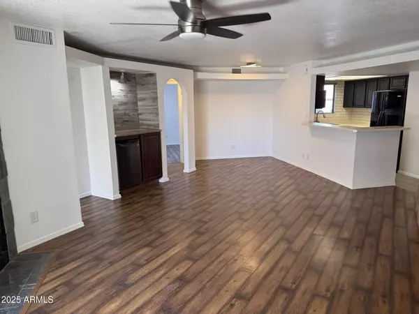 Chandler, AZ 85224,1800 W ELLIOT Road #107