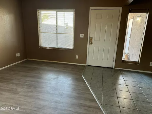 Phoenix, AZ 85043,1424 N 53RD Avenue