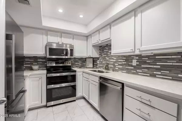 Scottsdale, AZ 85251,7970 E CAMELBACK Road #101