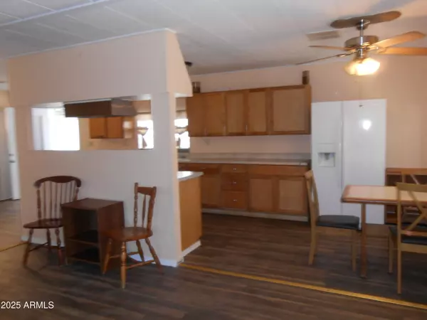 Phoenix, AZ 85032,16225 N CAVE CREEK Road ##100