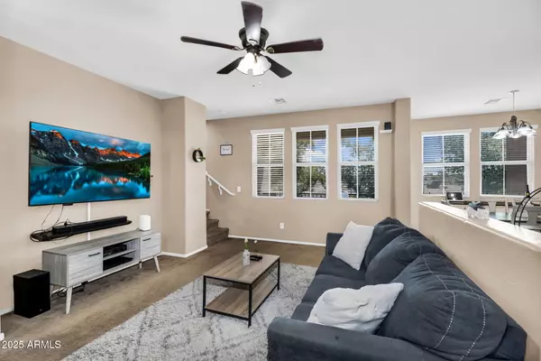 Phoenix, AZ 85035,7718 W PIPESTONE Place