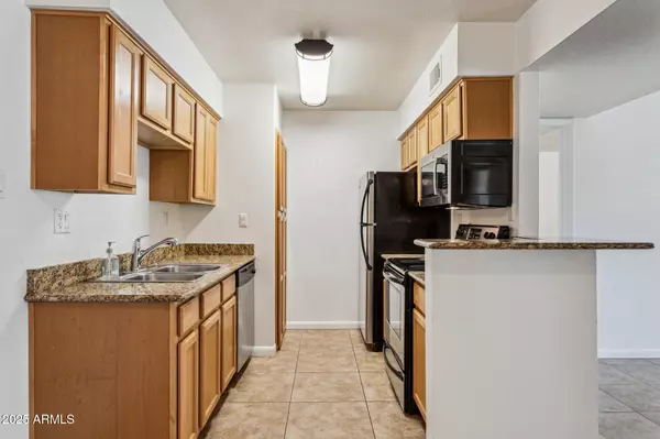 Scottsdale, AZ 85250,5995 N 78TH Street #1043