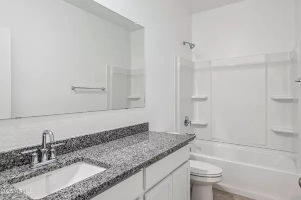 San Tan Valley, AZ 85143,5019 E UMBER Road
